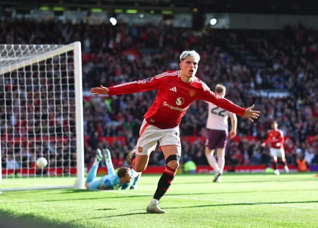 MU trở lại sân với một tinh thần hoàn toàn khác